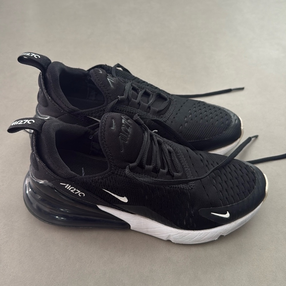 Nike Air Max 270